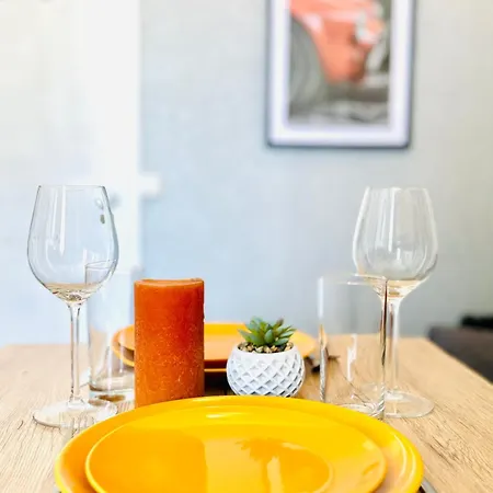 Homestay Parc Buttes Chaumont - Studio Mezzanine Paris